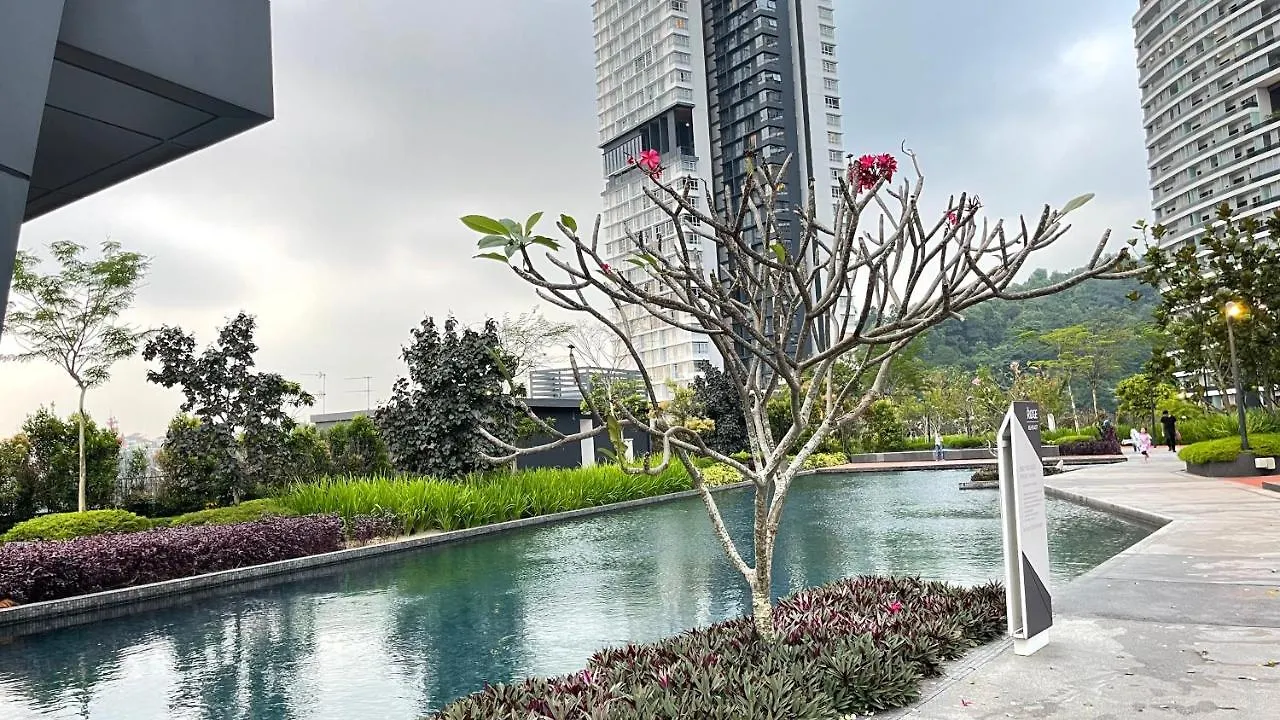 Hannah'S Cottage At Kl East The Ridge Kuala Lumpur 0*,